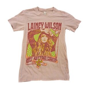 Lainey Wilson Bell Bottom Country Band Graphic T Shirt Size Extra Small